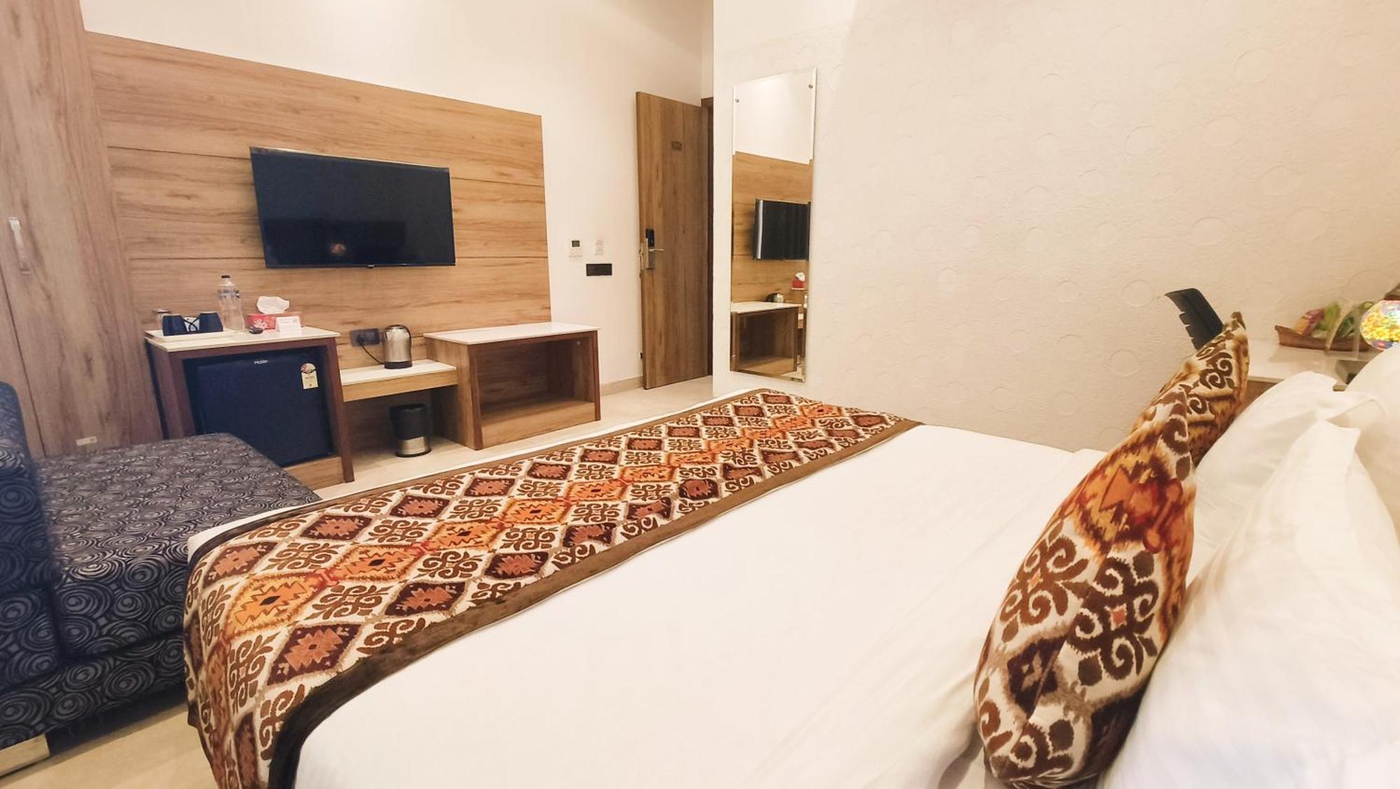 Blessings Hotel Amritsar Exterior foto